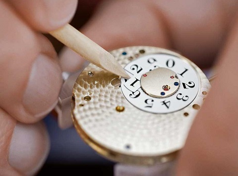 雅典售后电话服务（雅典手表表带太松）